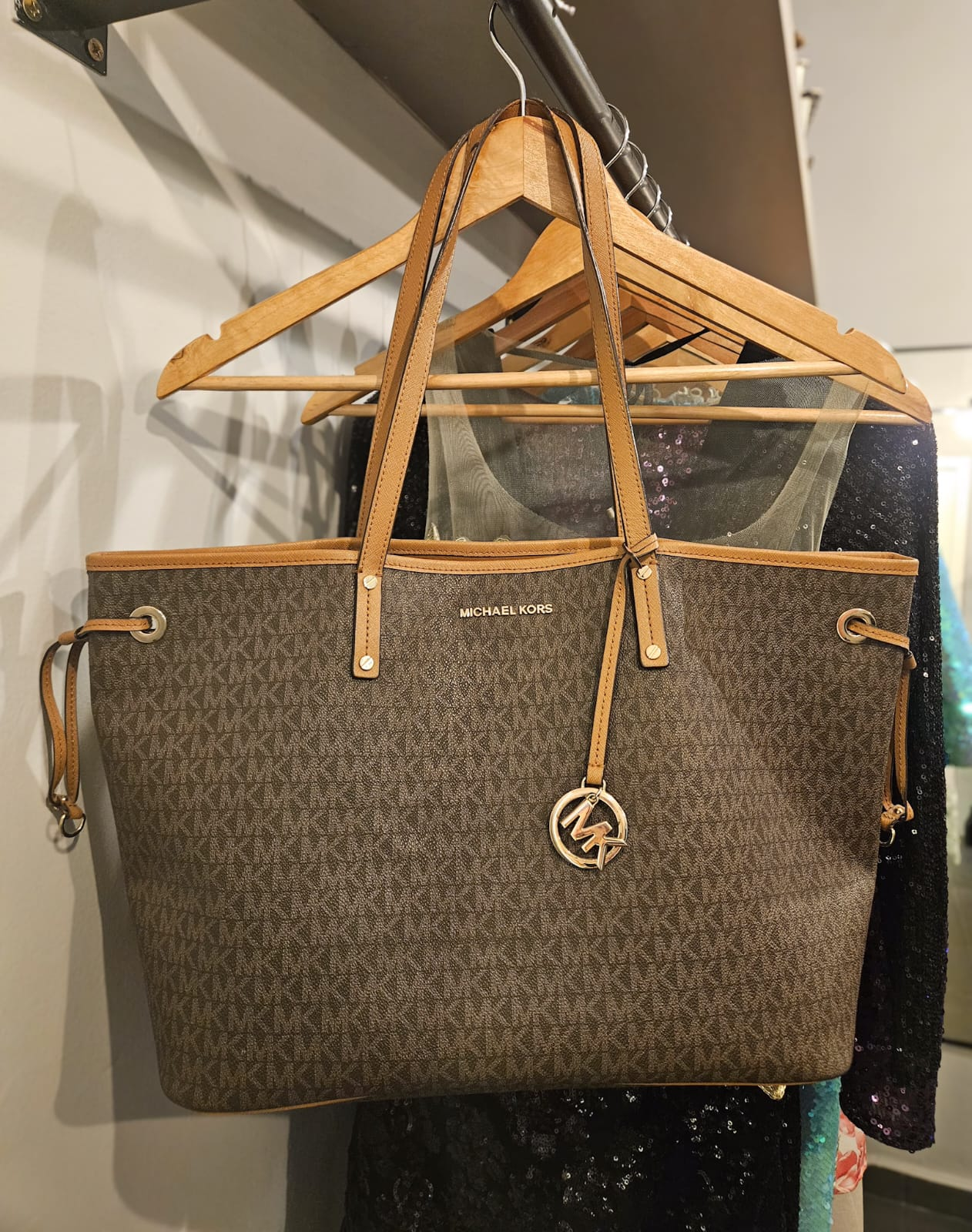 Bolsa Tote Michael Kors Original – Monograma MK - Larga Roupas